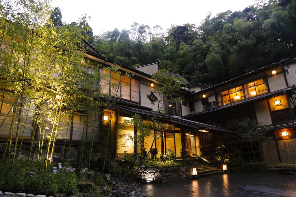 טויוקה Yuraku Kinosaki Spa & Gardens מראה חיצוני תמונה