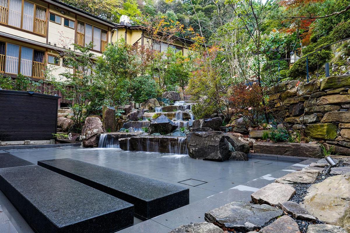 טויוקה Yuraku Kinosaki Spa & Gardens מראה חיצוני תמונה